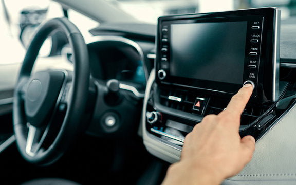 Exploring the Benefits of OEM Radios, for Your Vehicle. Why They Could be a Choice